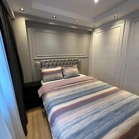 Fatih Mosque Near 伊斯坦布尔